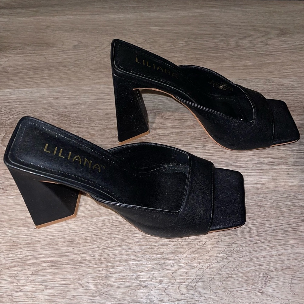 Liliana Black Squared Heels - Women’s Size 8
